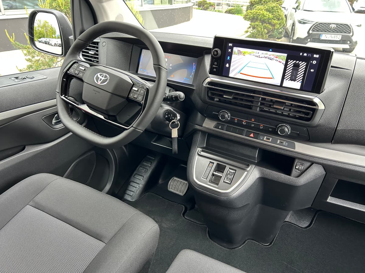 2026 Toyota Proace Verso
