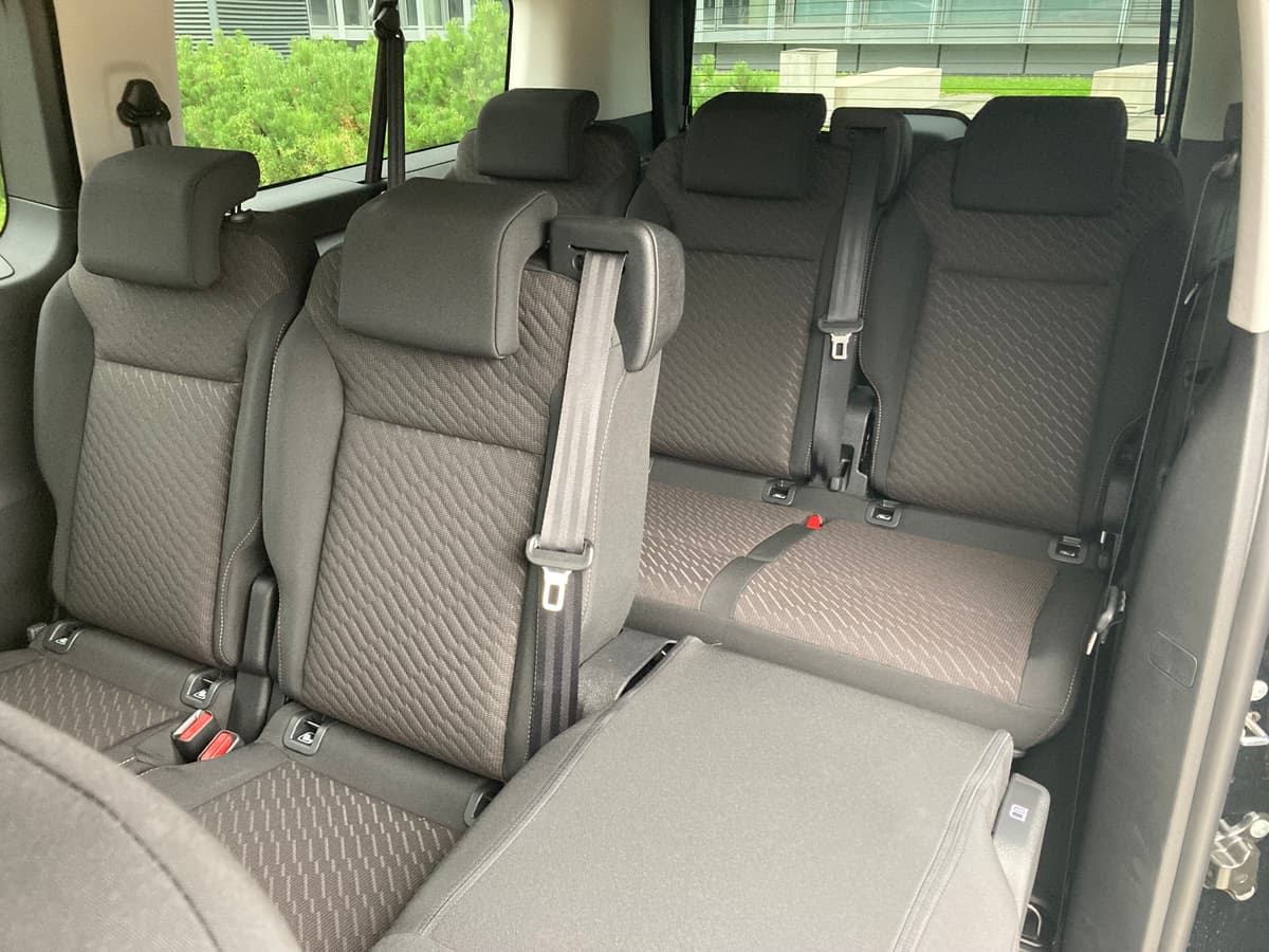 Toyota Proace Verso 2022 salonas